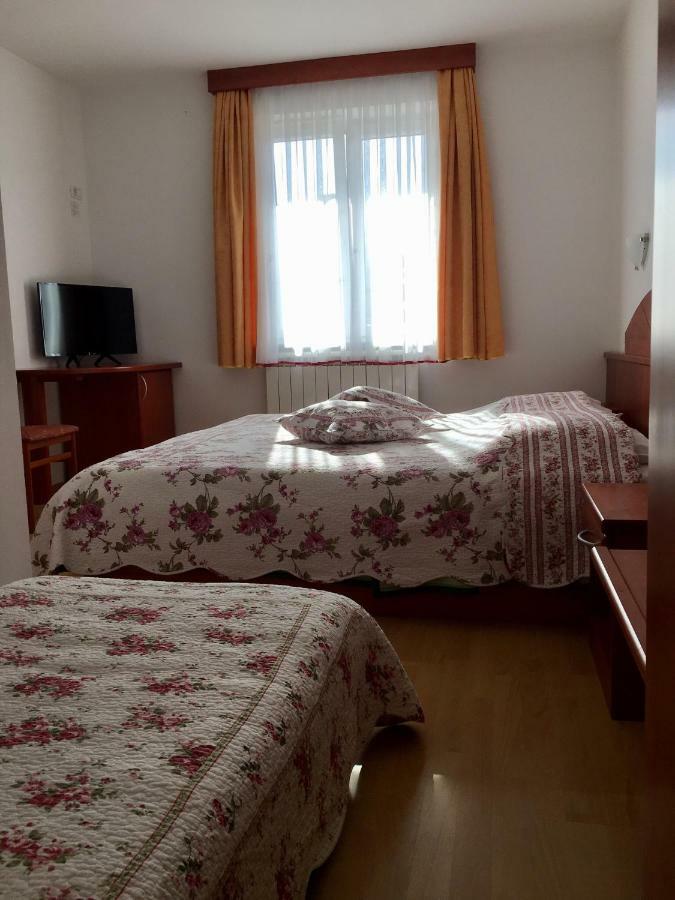 Farm Stay Pri Cepcovih Golac Exterior photo